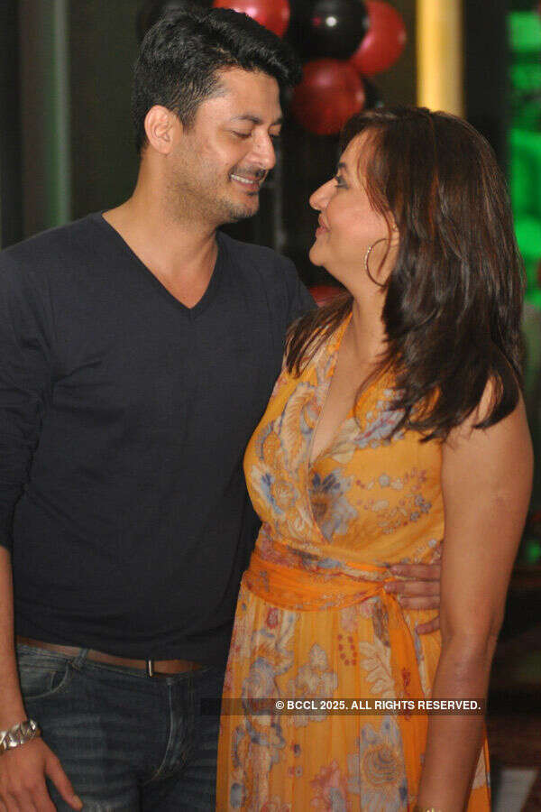 Srijit Mukherji's b'day party