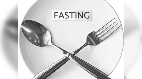 6 Science-backed health benefits of fasting