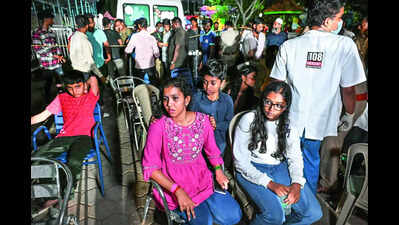 30 stuck 50ft mid-air for 3 hours after roller coaster snag at Chennai’s ECR amusement park