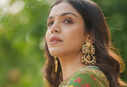 Shriya Pilgaonkar talks about receiving guidance from her actor parents Sachin & Supriya