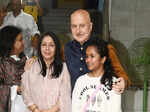Anupam Kher & Anil Kapoor celebrate best friend Satish Kaushik's birthday with 'music, love and laughter'